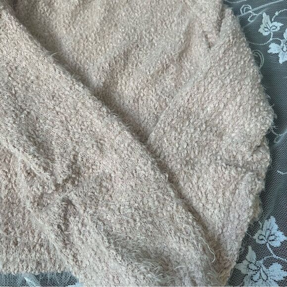 Young Fabulous & Broke Lorena Blush Pink Fuzzy Sweater S/M - Picture 15 of 16
